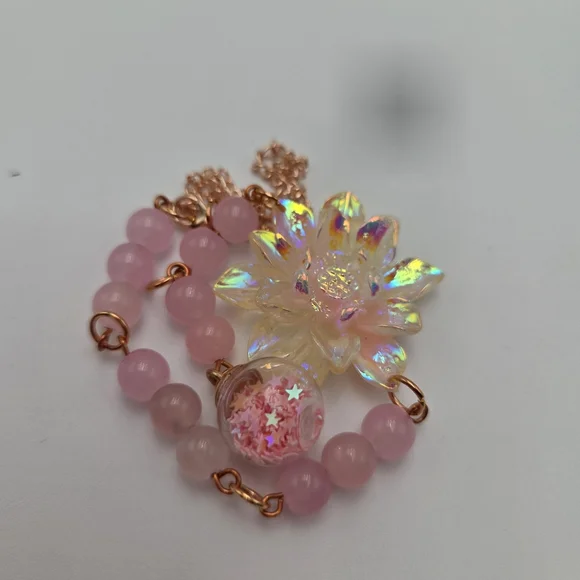 Handmade Iridescent Floral Pink car charm - Picture 3 of 4